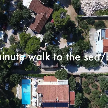 Ana's شقة بيتريتْشاني