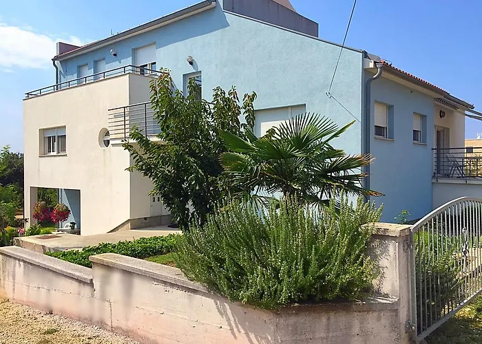 Апартаменты Ana's